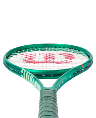 Blade 100 Pro V10 Tennis Racket