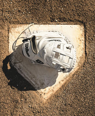 2024-2025 A1000® CM33 33” Fastpitch Softball Catcher’s Mitt